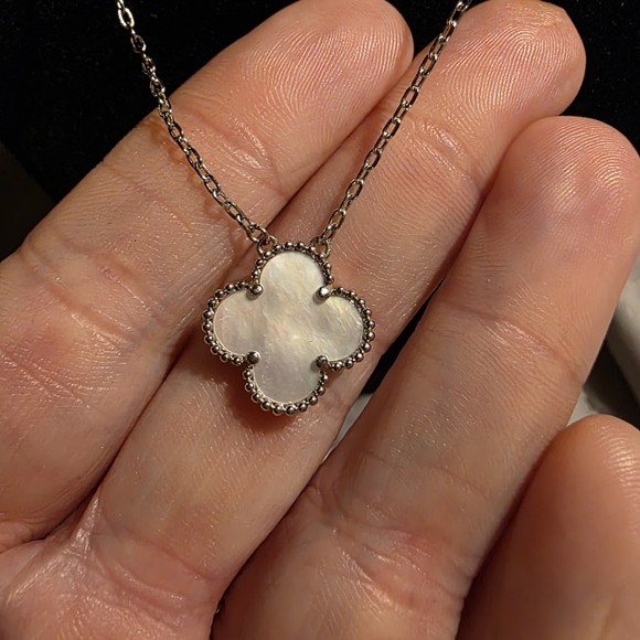 Jewelry - USED....Elegant Silver With A  White Shell Clover Necklace.